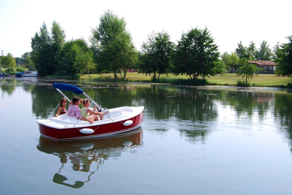 Lagrange Grand Bleu Vacances – Résidence Port Lalande Castelmoron-sur-Lot Esterno foto